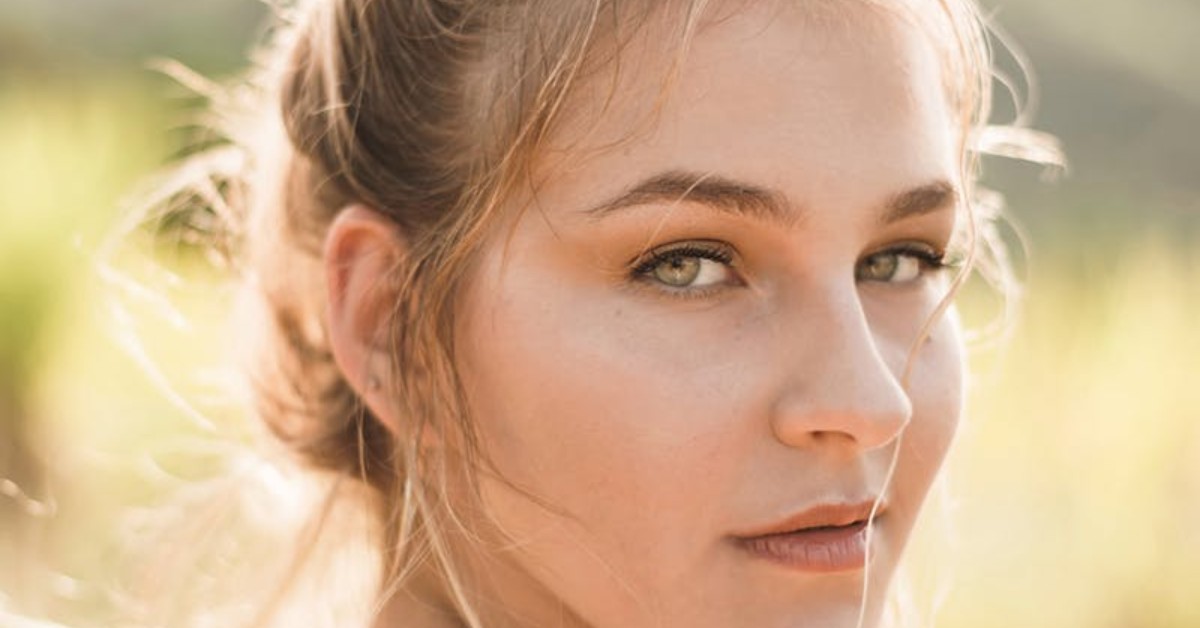 What Does a Facelift Entail?